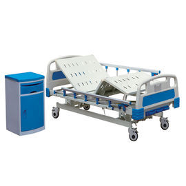 เตียงผู้ป่วยในโรงพยาบาลสแตนเลสเตียงในโรงพยาบาลด้วยตนเองพร้อมราวอลูมิเนียม